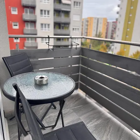 35 Classic Apartment